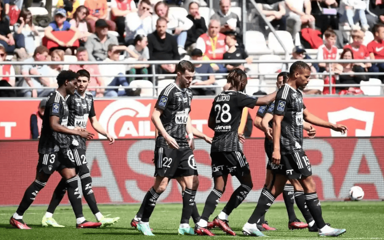 关于格拉斯哥流浪者主场胜利，出线形势一片大好！的信息