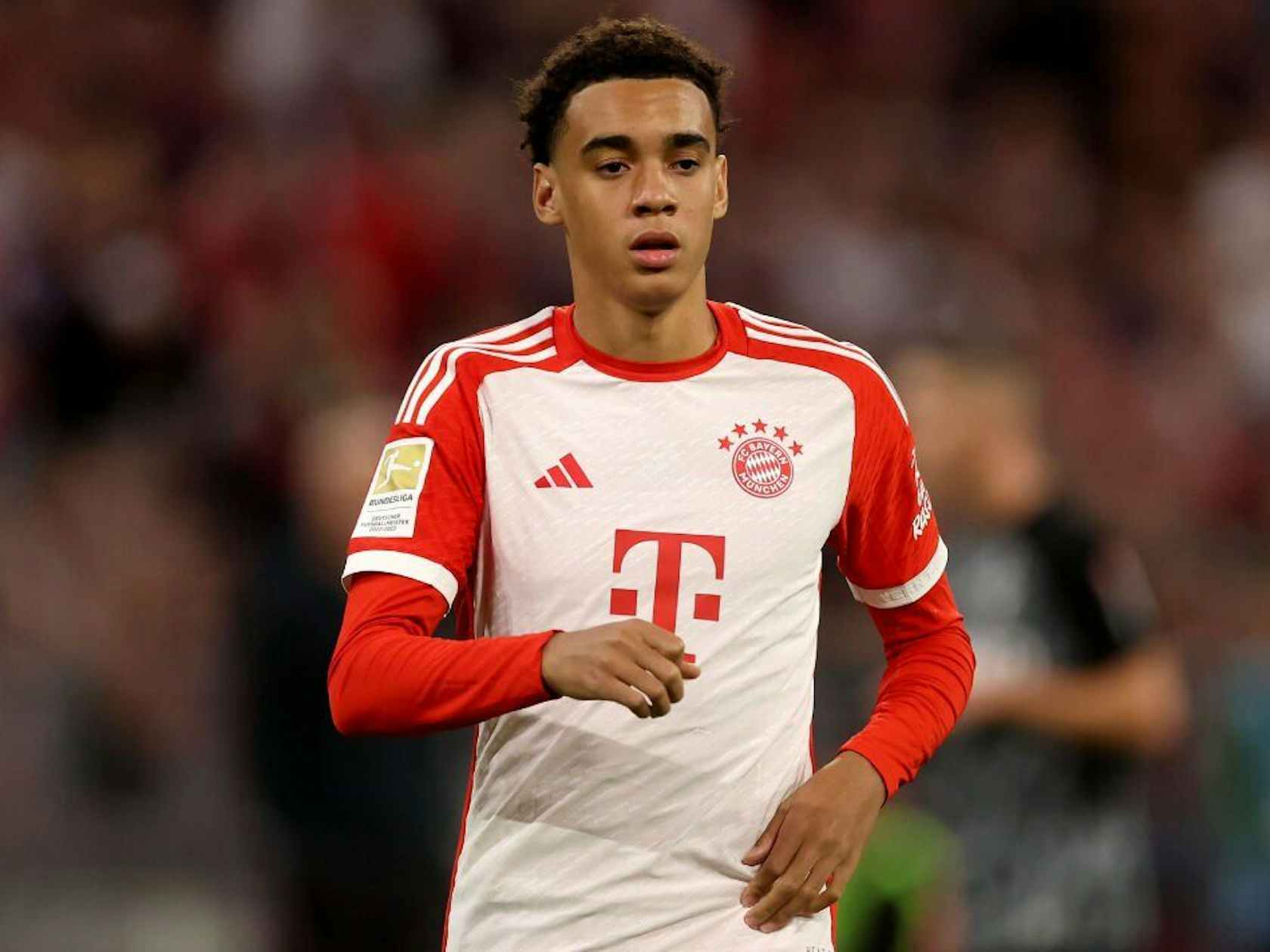 尤文图斯横扫拜仁，晋级欧冠半决赛