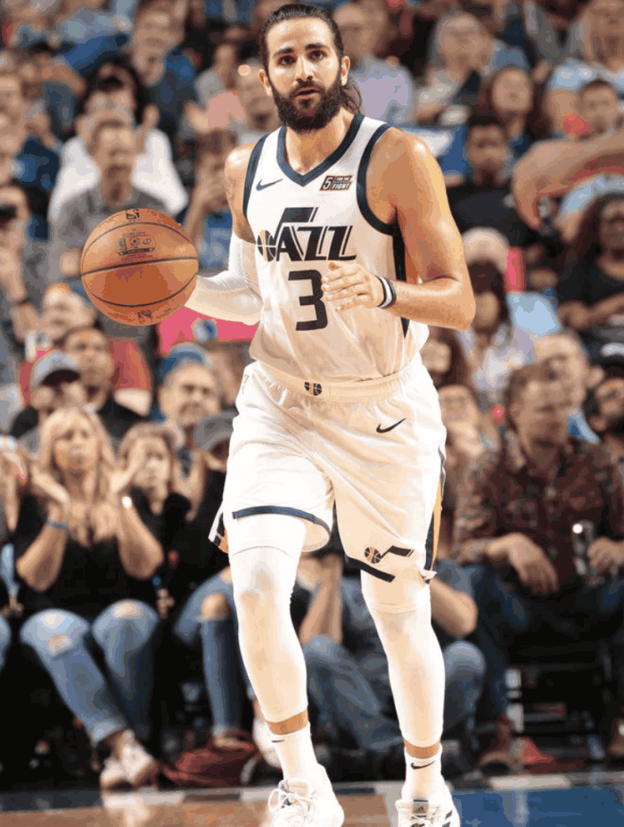 独行侠遭逆转，小乔丹内线准绝杀无功而返的简单介绍