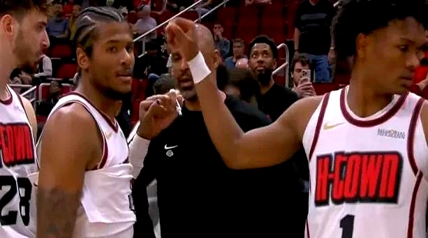 卡昂主场取胜里昂,取得关键胜利 卡昂主场取胜里昂,取得关键胜利