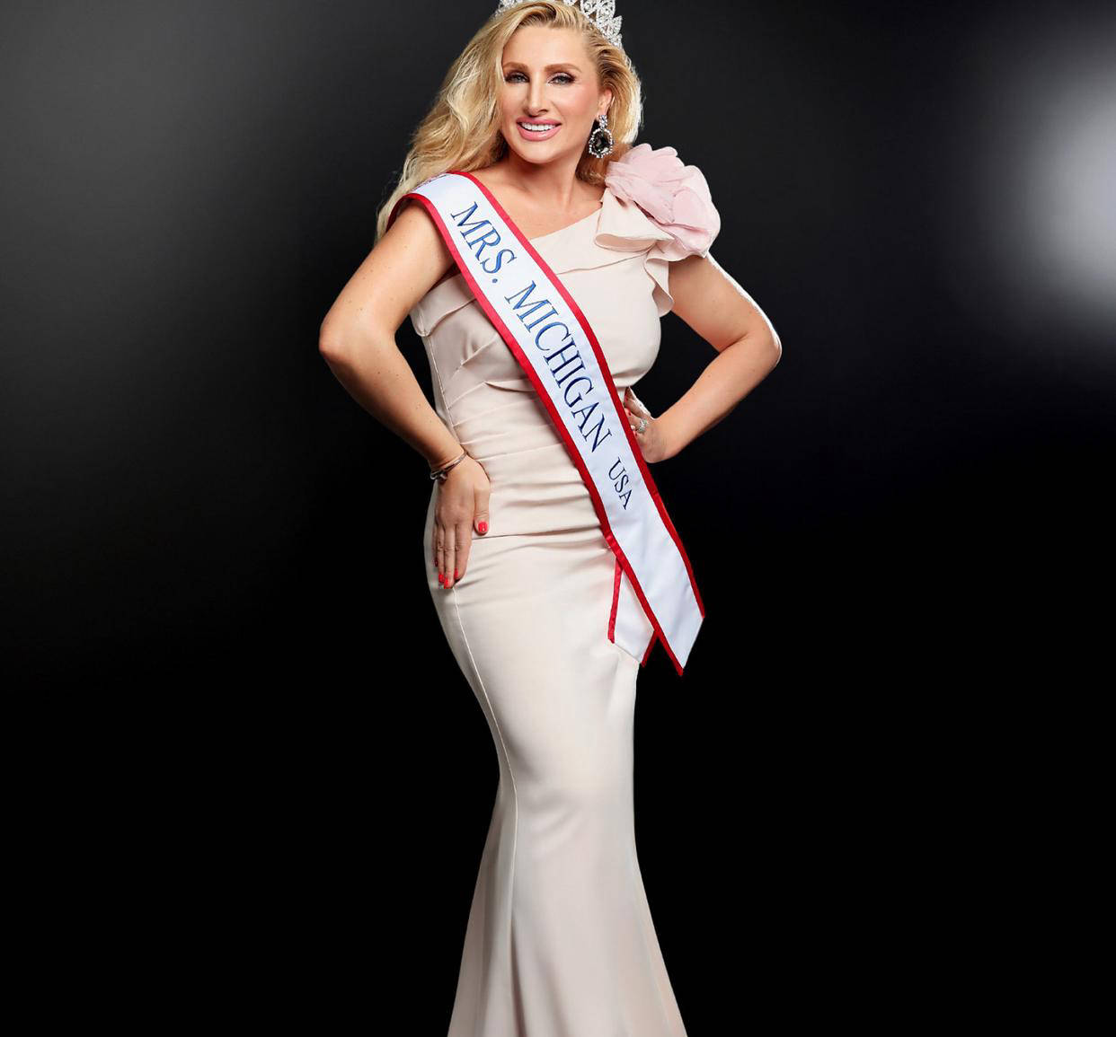 瑞典选手斩获体操冠军,动作优美精准的简单介绍 瑞典选手斩获体操冠军,动作优美精准的简单介绍