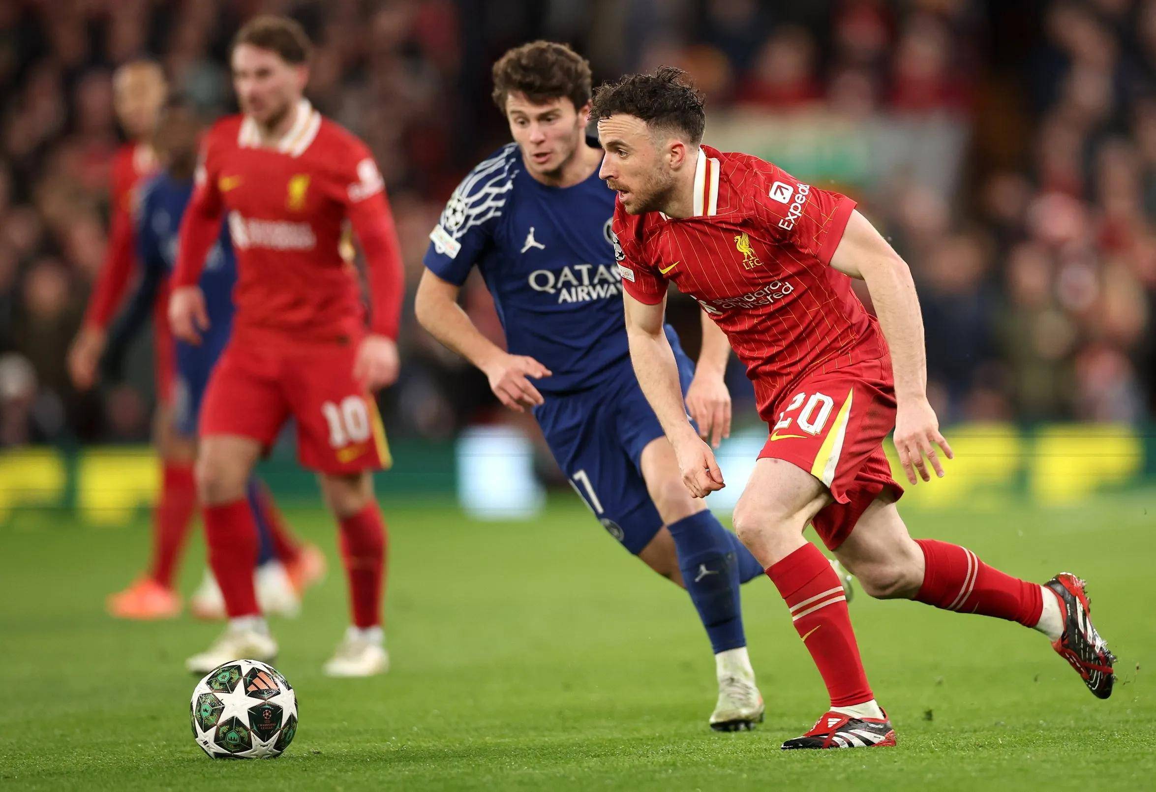 欧冠第二轮小组赛收官,巴黎圣日耳曼晋级 欧冠第二轮小组赛收官,巴黎圣日耳曼晋级