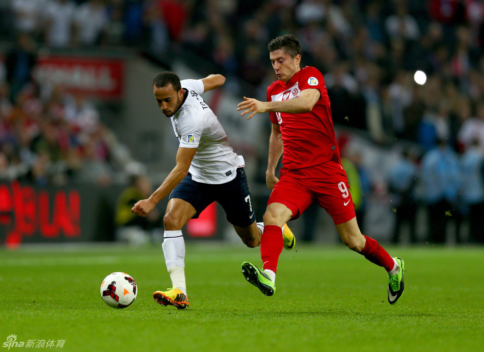 英格兰队险胜波兰队，梁靖崑关键制胜的简单介绍