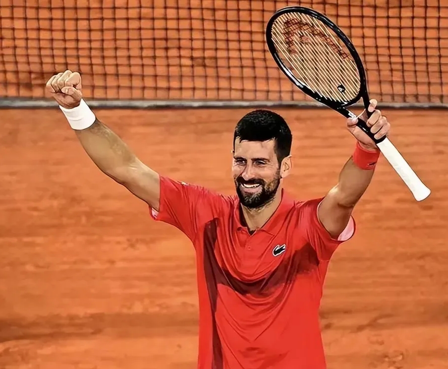 包含拉沃尔杯碾压联合杯，德约科维奇惊艳四座的词条