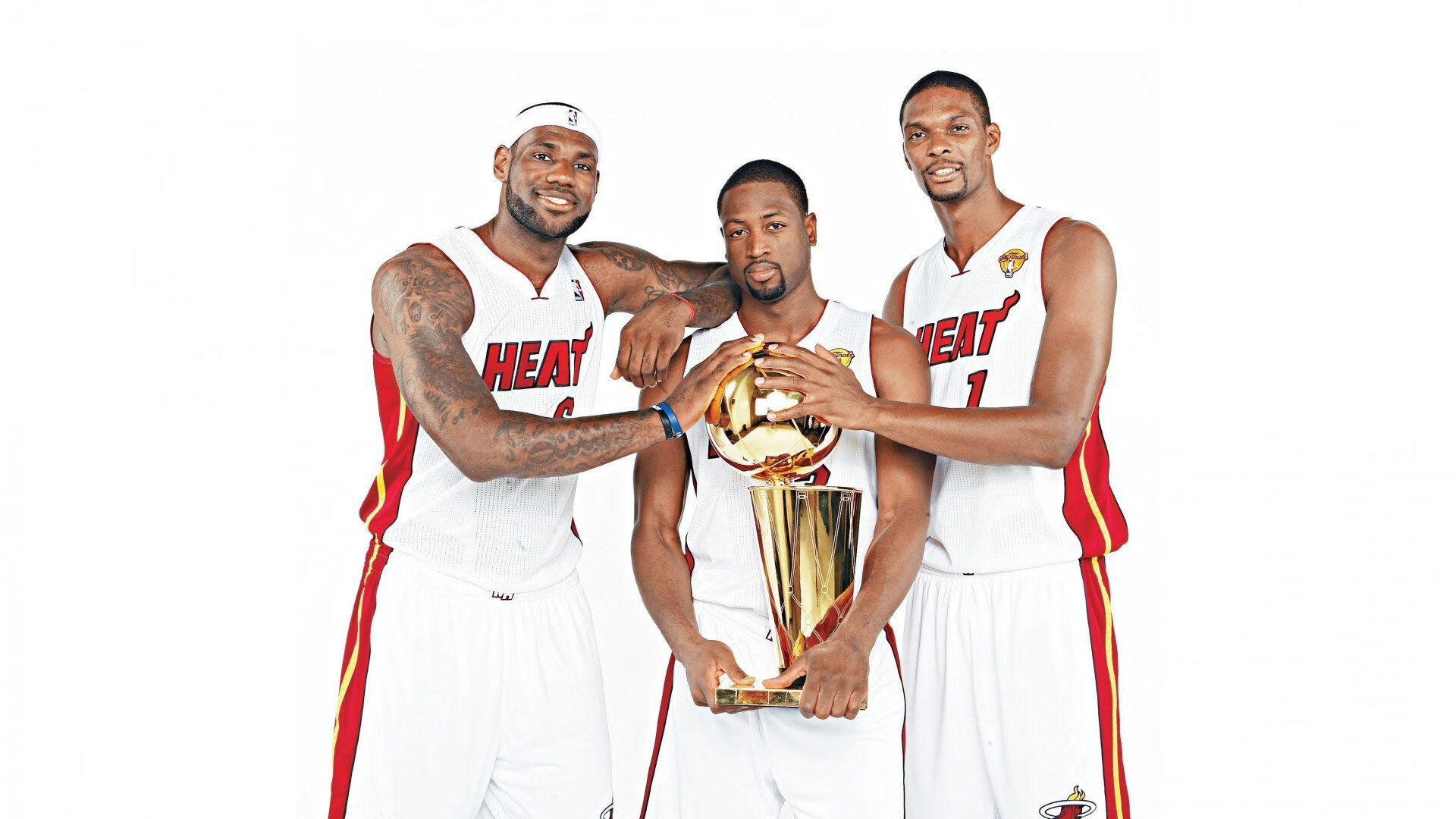 加时鏖战，拉梅洛一锤定音！上海队险胜开拓者，新星闪耀成关键先生