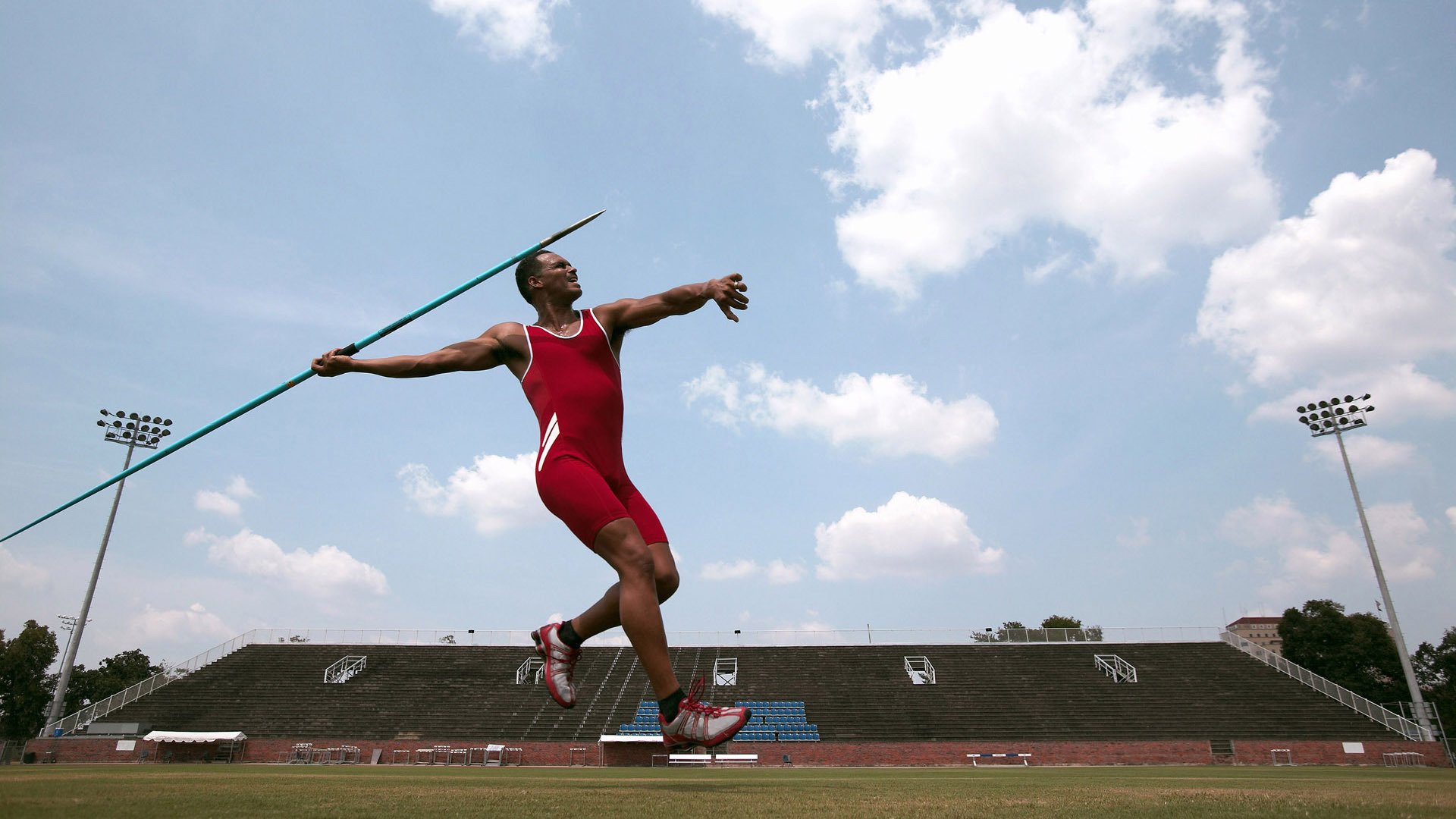 教科书般的掌控，格列兹曼在季后赛抢七之夜的完美演绎