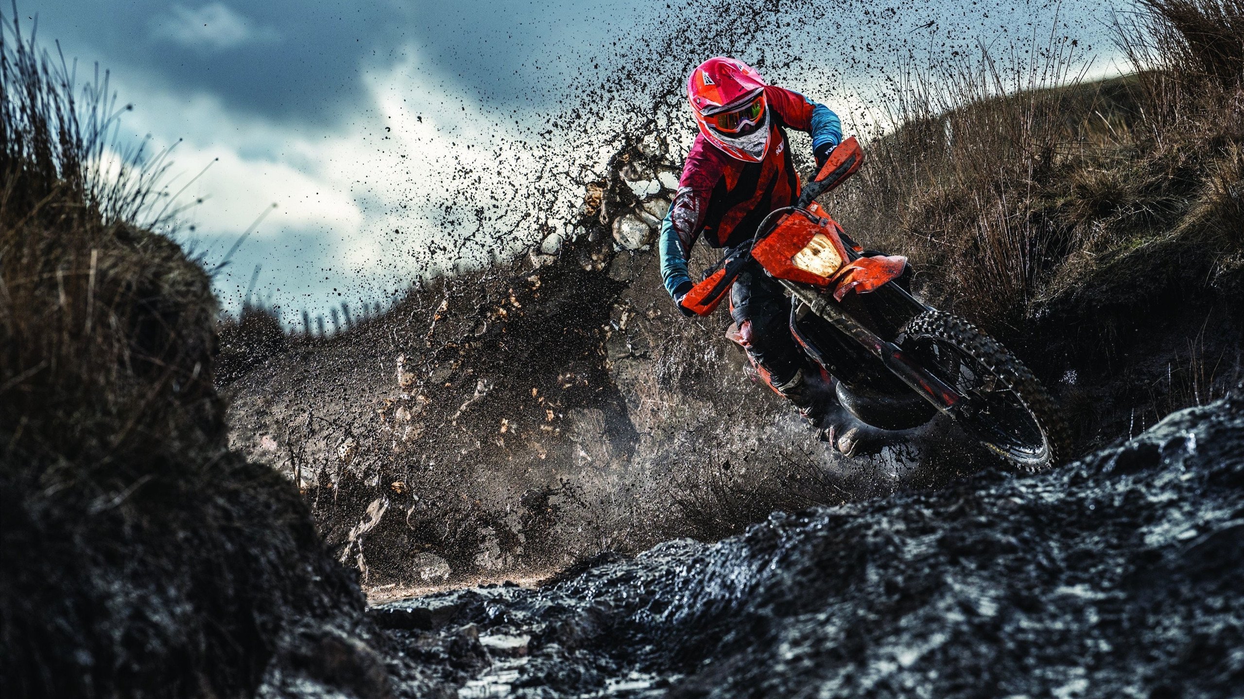 利拉德统治全场,广厦队冲垮活塞,一场跨越时空的篮球想象